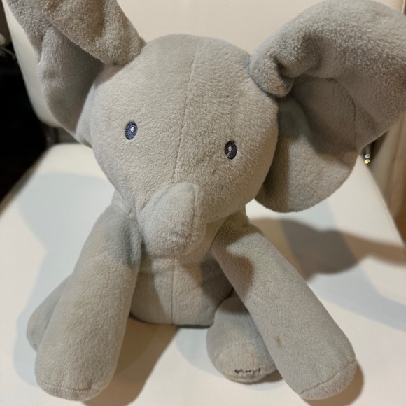 Singing elephant toy - Picture 1 of 2